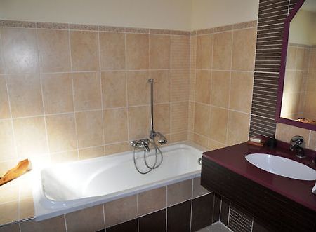 La Villa Saint Pierre Hotel Bagian luar foto